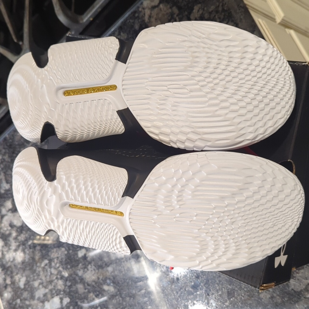 Under Armour women's shoes - Picture 5 of 5